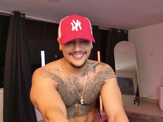 Colton White webcam model stream image