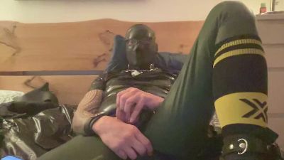 FrankGC2 webcam model stream image