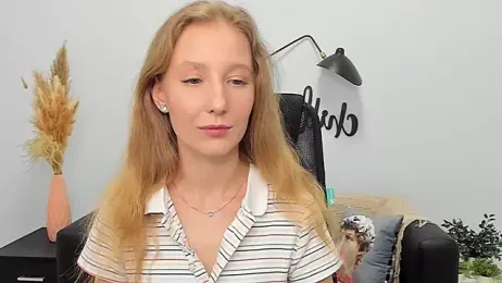 LolaWilsons webcam stripchat model stream image