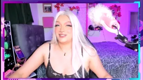 MegariaB webcam stripchat model stream image