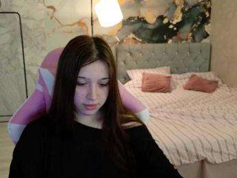 SelenaLuv webcam model stream image
