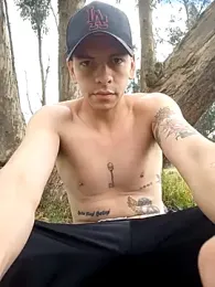 Thomasjons_ webcam model stream image