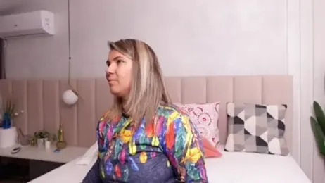 FeliciaKrige webcam model stream image