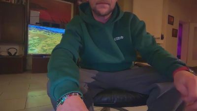 sk8_bong webcam model stream image