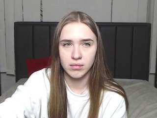 laurahlot webcam model stream image