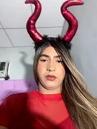 Megan2077 webcam stripchat model stream image