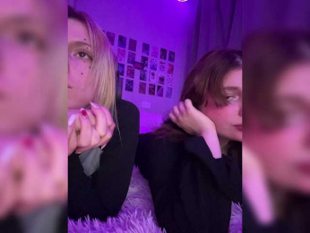 Molly-and-Ewa webcam model stream image