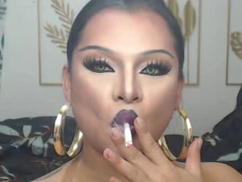 yourtrannyqueenxxx webcam model stream image