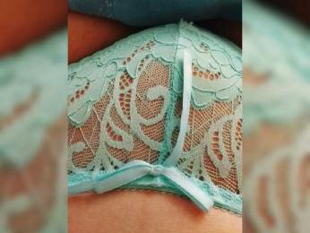 bulochka733 webcam bongacams model stream image