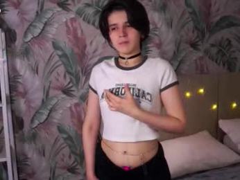 pure_project webcam chaturbate model stream image