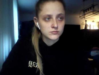 LeaSweet webcam model stream image