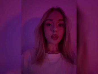 Nestyzz webcam model stream image