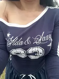 Meii-meyy webcam model stream image