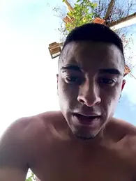 willclayy webcam model stream image