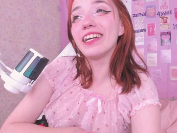 Dark-Willlow webcam model stream image