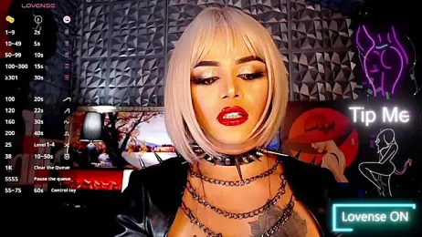 Missionary_Addiction_Cums webcam model stream image