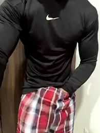 BrunoHot_ webcam model stream image