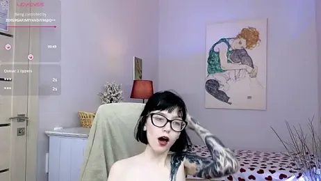 HazelTompson webcam model stream image