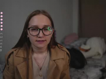 emmatiny webcam chaturbate model stream image