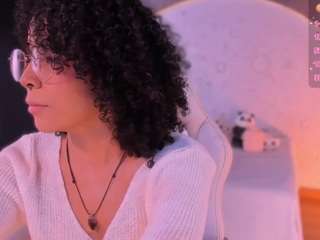 emma-nakamura webcam model stream image