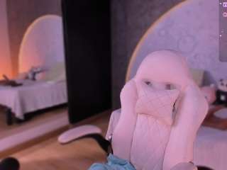 emma-nakamura webcam model stream image