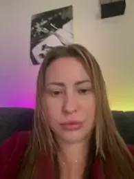 AlisaWhite webcam model stream image