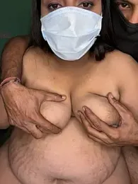 UnheadedDrop webcam model stream image