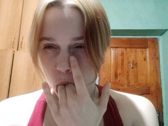 AveryFleurent webcam bongacams model stream image