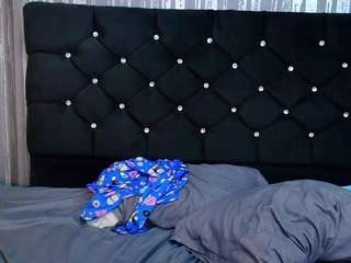 alicee-moonn webcam model stream image