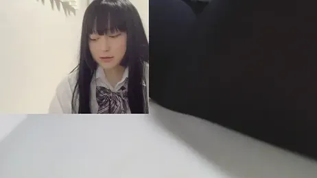 Mia032 webcam model stream image