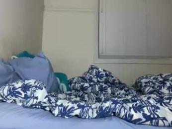 yaxbaker webcam model stream image
