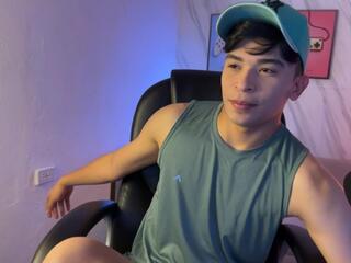 Ely Wild webcam model stream image