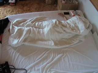 voyeurcam-julmodels-whitebed-3 webcam model stream image