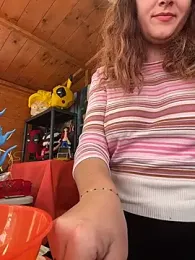 DaisyVibesss webcam model stream image