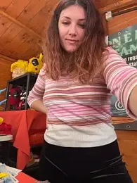 DaisyVibesss webcam model stream image