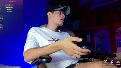 david_huge webcam model stream image