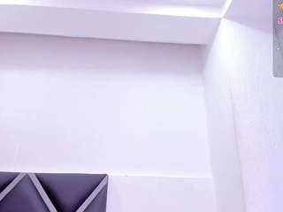 harmony-01 webcam model stream image