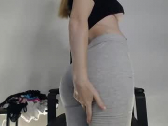 littleflowers webcam chaturbate model stream image