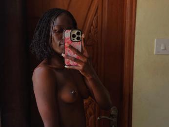HollyBeatrix webcam livejasmin model stream image