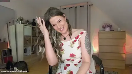 ilucyme webcam model stream image