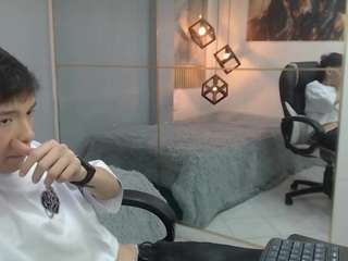ash-kai webcam model stream image