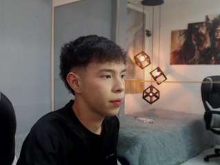 ash-kai webcam model stream image
