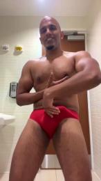 Beachmusclefit webcam cam4 model stream image