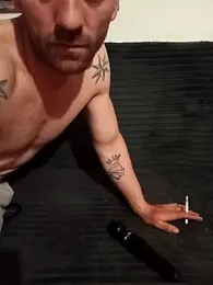 yzabell18 webcam model stream image