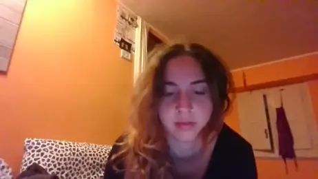 HornyJuliaXO webcam model stream image