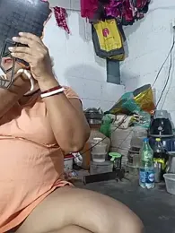 reya743 webcam model stream image