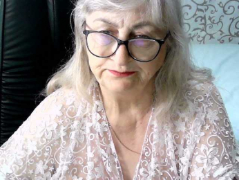 LolkaAlyss webcam bongacams model stream image