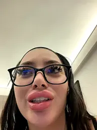 Mia_Splash webcam model stream image