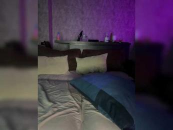 NickiMaldini webcam bongacams model stream image