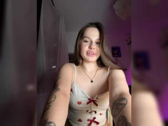 baby-girll webcam model stream image